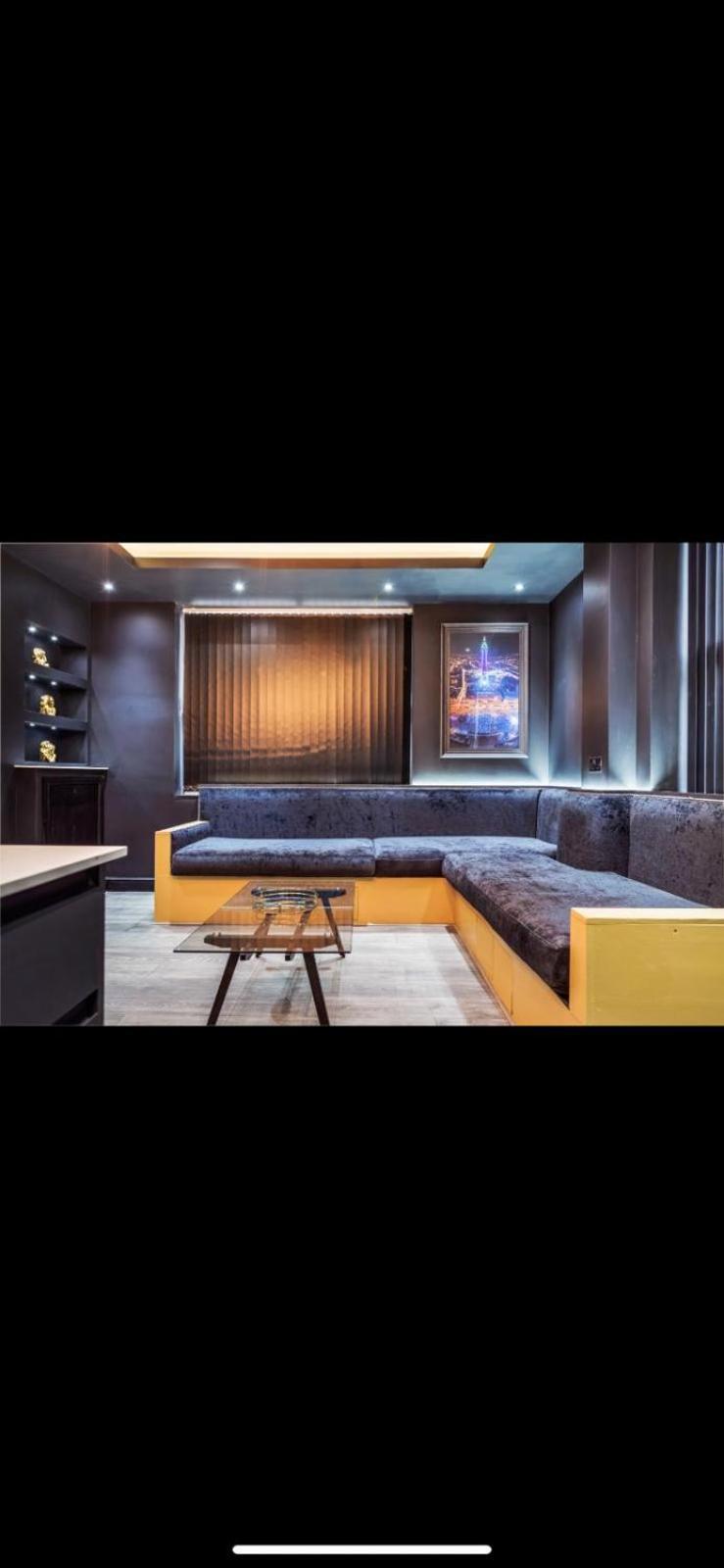 Two Bed Modern Apartment 5Min Walk To Town Centre With Free Parking ! Under New Management Blackpool Exteriér fotografie