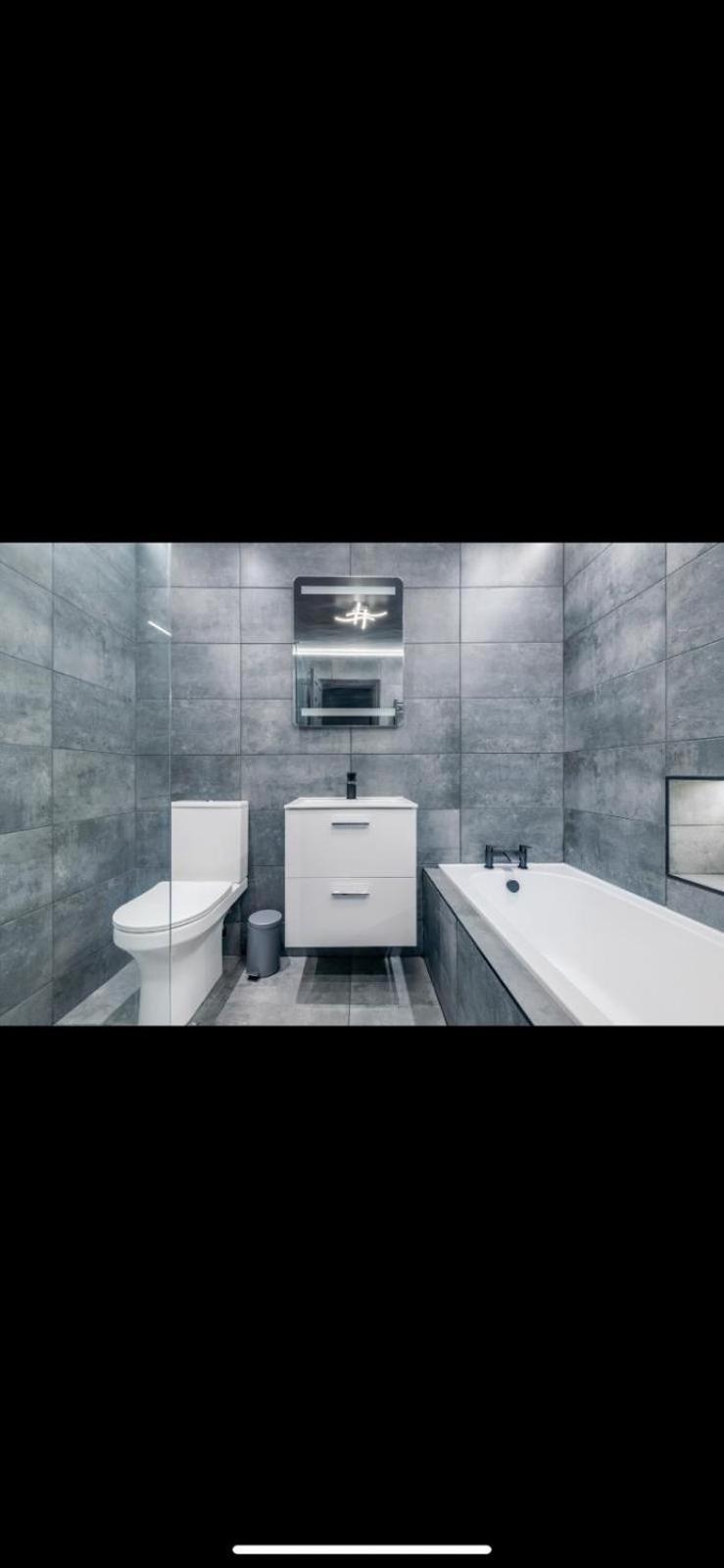 Two Bed Modern Apartment 5Min Walk To Town Centre With Free Parking ! Under New Management Blackpool Exteriér fotografie